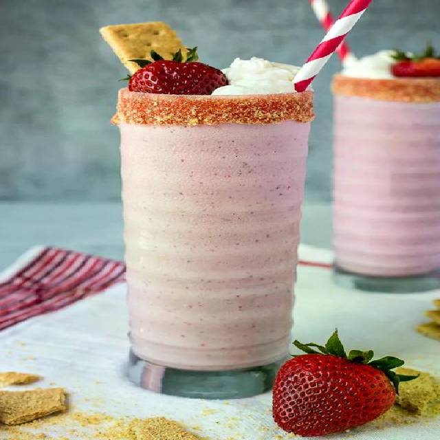 Strawberry Cheesecake Shake